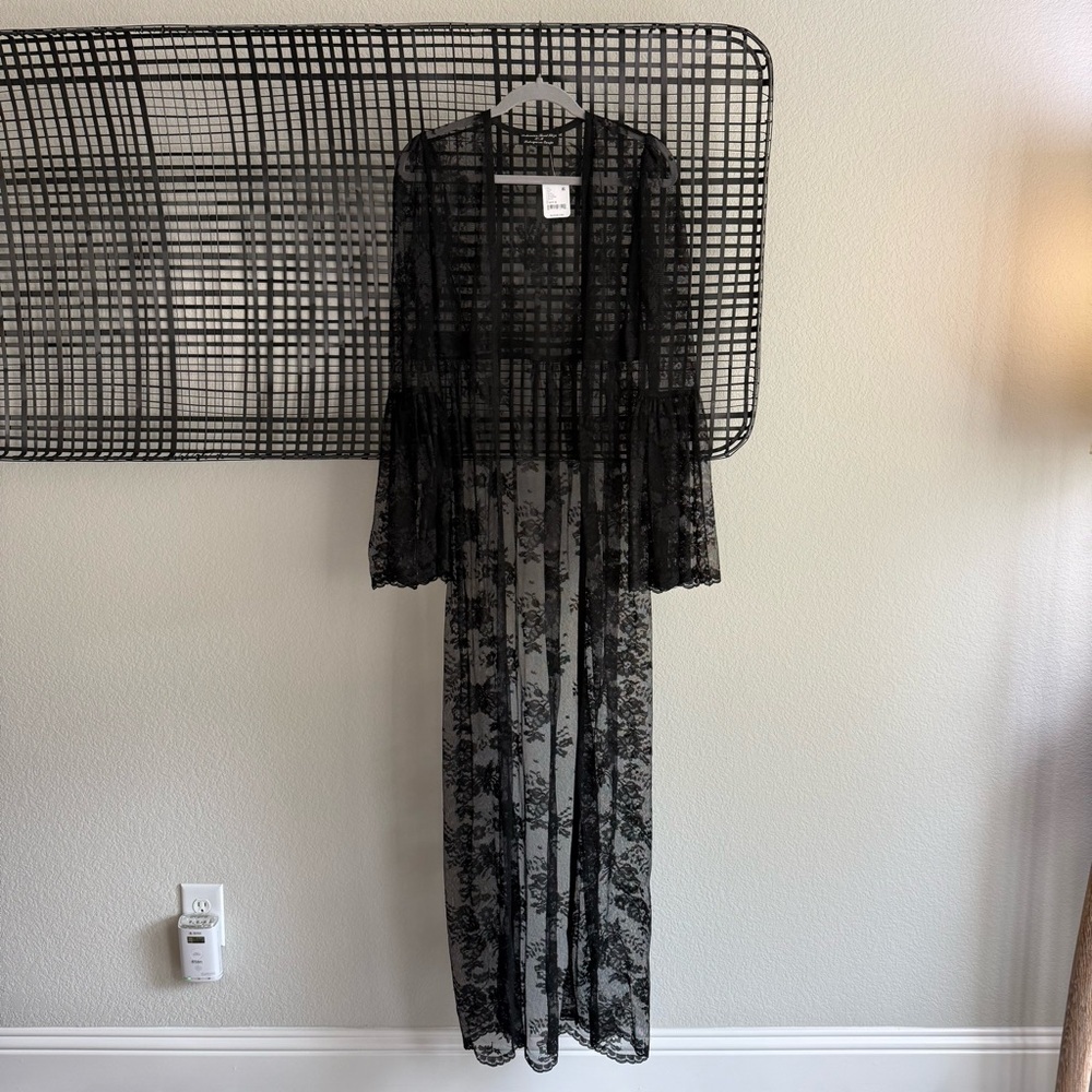 Bohemian Bond Ibiza X Free People Lace Duster - Picture 2 of 10